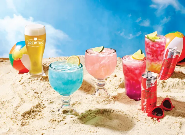 Mucho Beach Cocktails