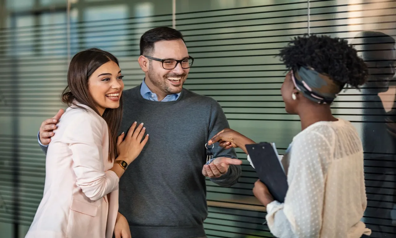 Professional home listing agent helping homeowners price, market, negotiate, and successfully sell residential properties for maximum value and faster closings.